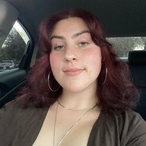 Meet your Posher, Tessa